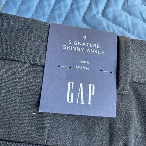 GAP Charcoal Signature Skinny Ankle Pants
